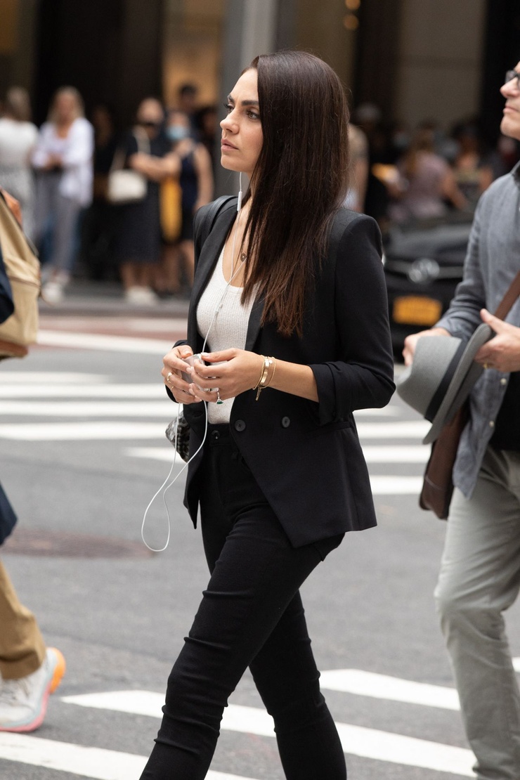 Mila Kunis