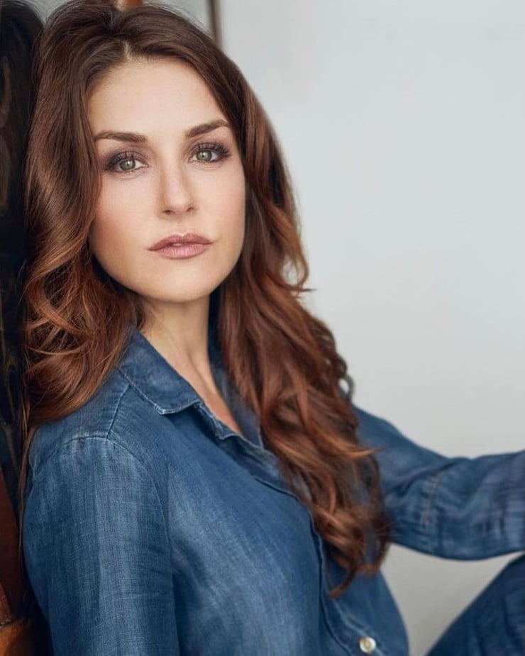 Erin Karpluk