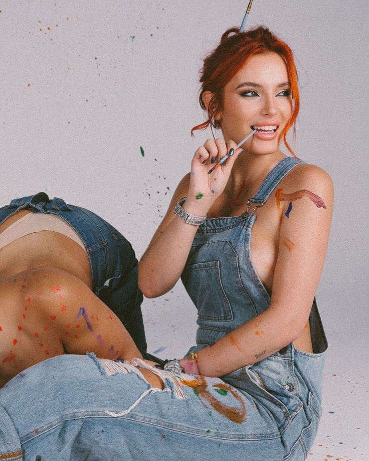 Bella Thorne Bella Thorne