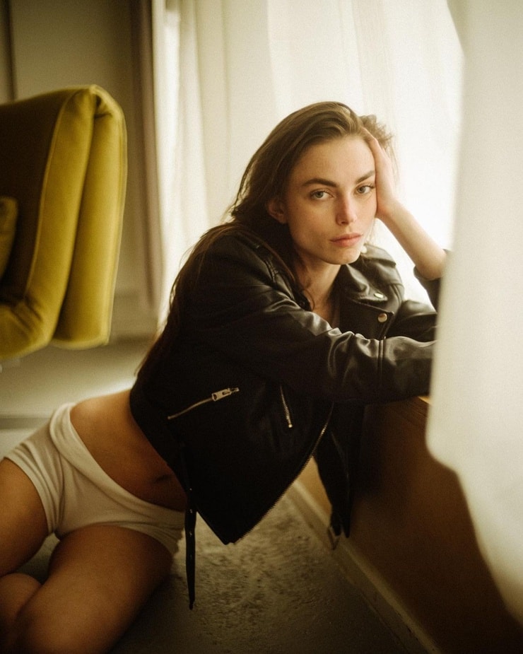 Charleen Weiss Charleen Weiss
