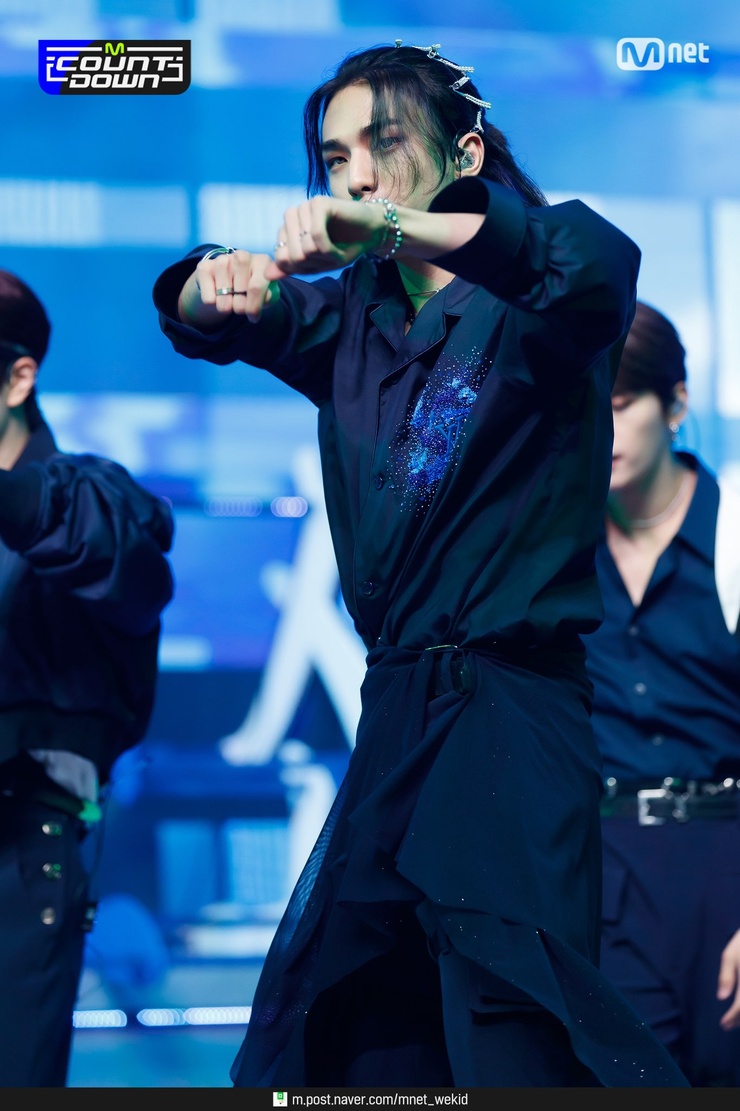 Hyun-Jin Hwang