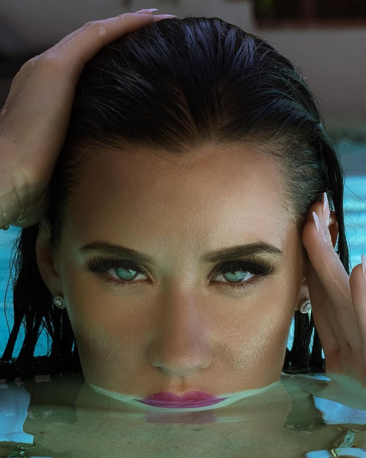 Yulia Foxx