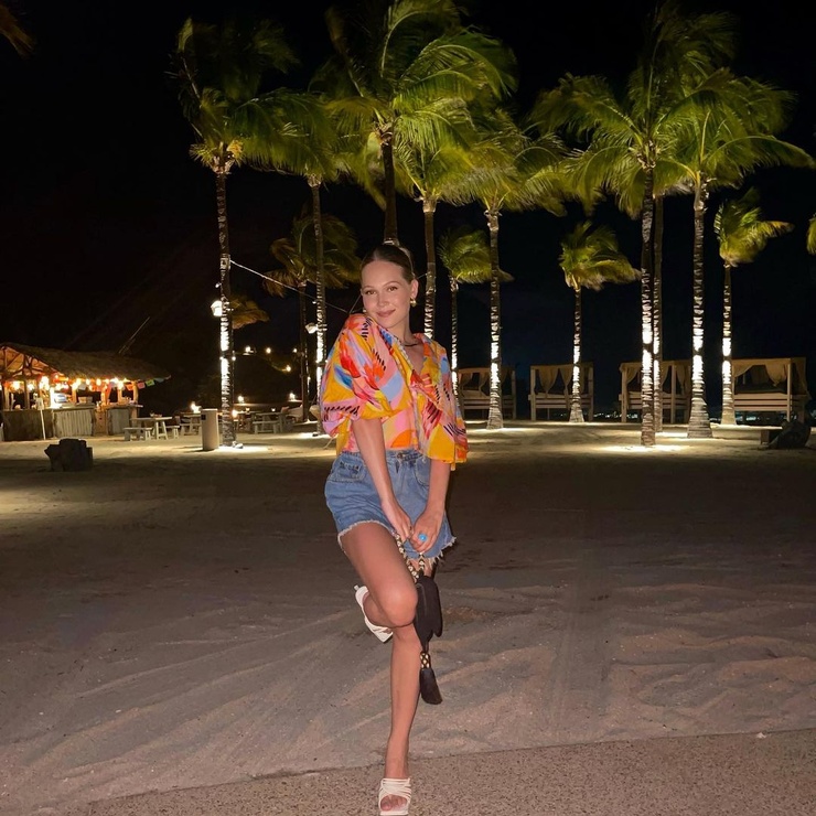 Kelli Berglund Kelli Berglund