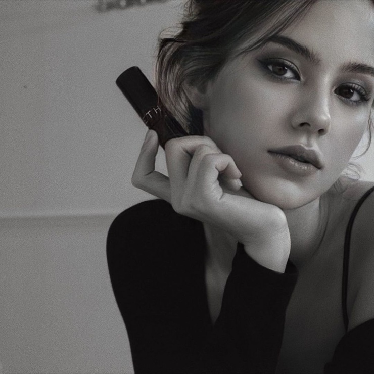 Angelina Romashka Angelina Romashka