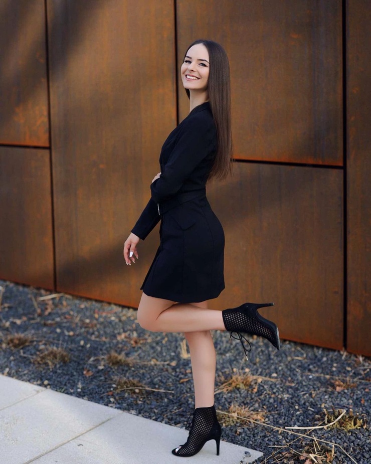 Julia Hofer