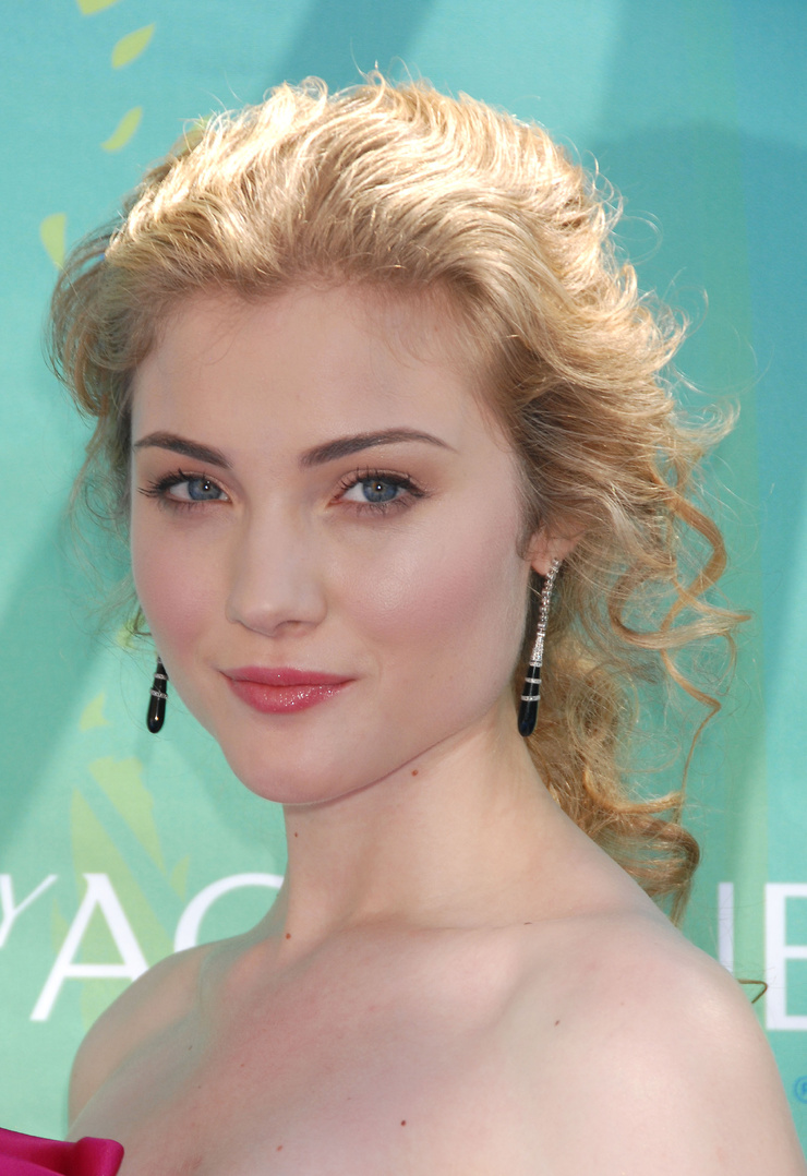 Skyler Samuels Skyler Samuels