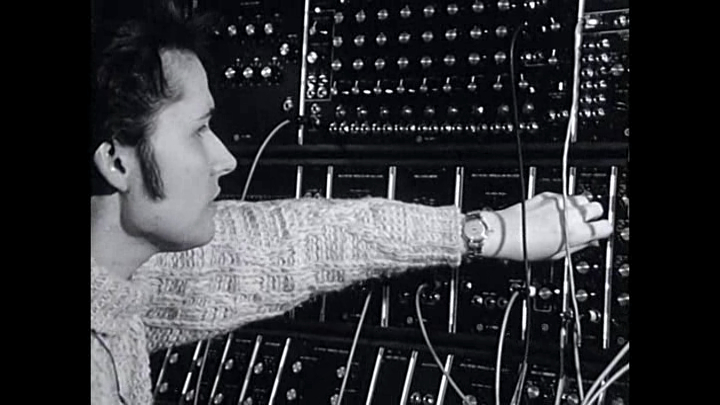 Sisters with Transistors