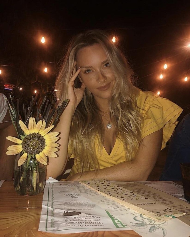 Camille Kostek Camille Kostek