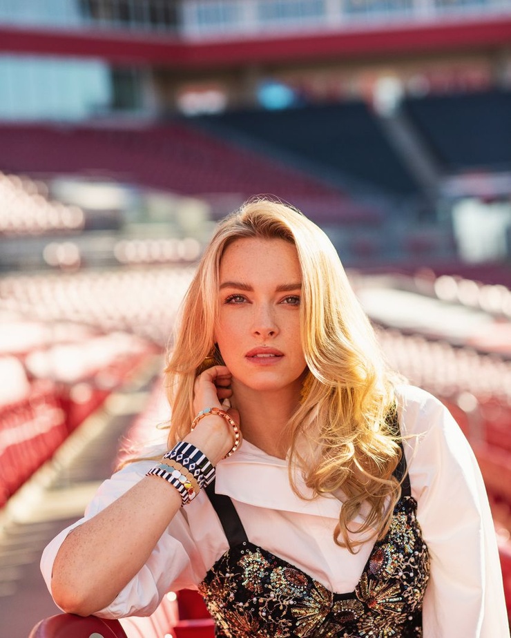 Camille Kostek Camille Kostek