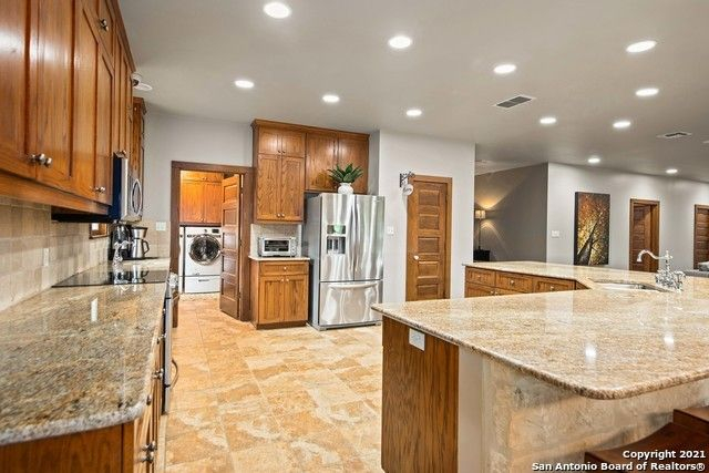 564 Prado Xing, Boerne, TX 78006