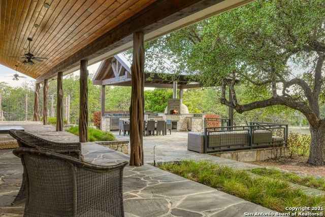 564 Prado Xing, Boerne, TX 78006