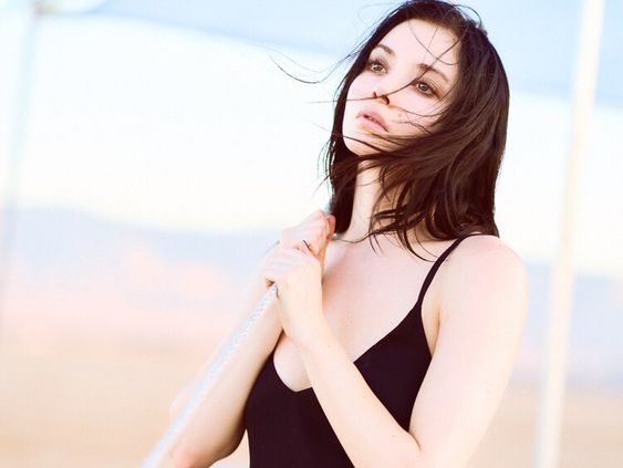 Alina Lee