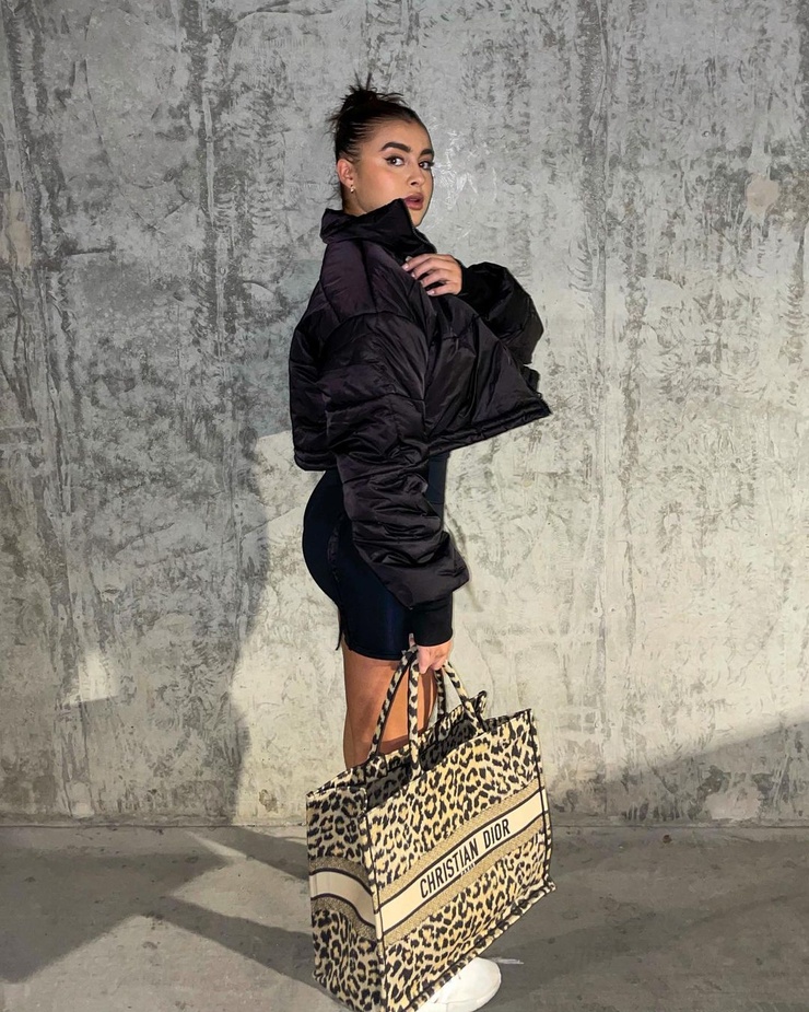 Kalani Hilliker Kalani Hilliker