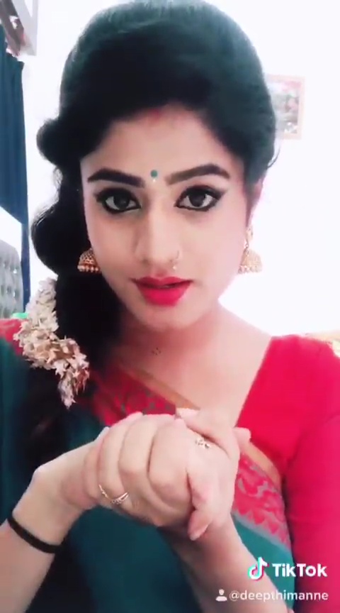 Deepthi Manne