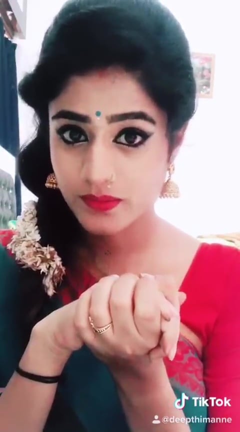 Deepthi Manne