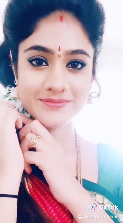 Deepthi Manne