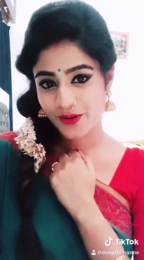 Deepthi Manne
