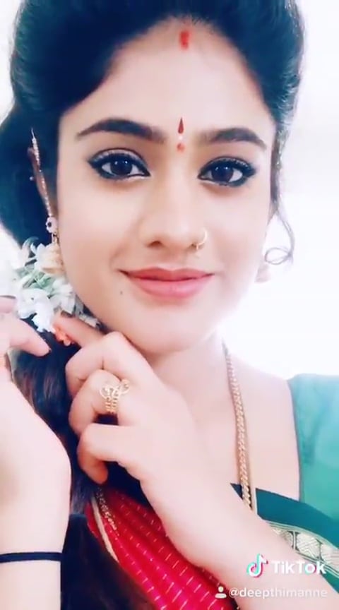 Deepthi Manne
