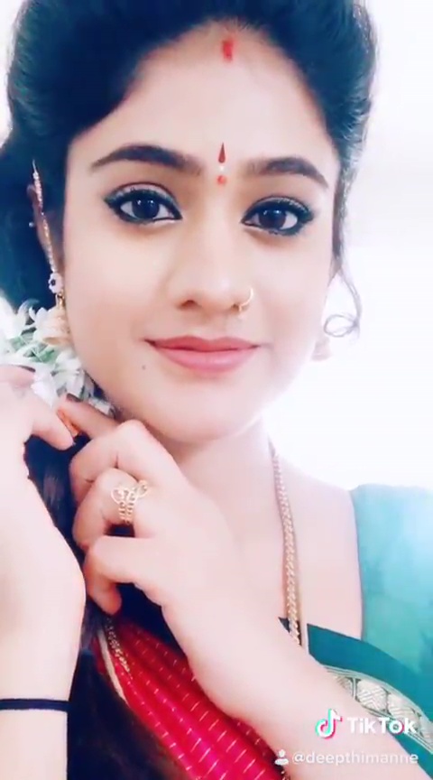 Deepthi Manne