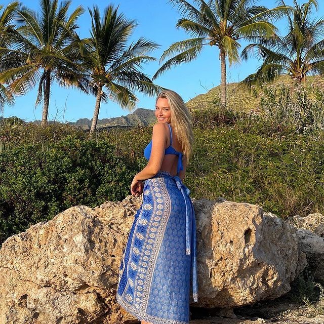 Camille Kostek Camille Kostek