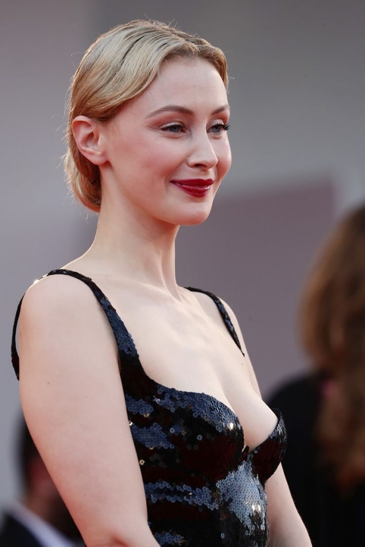 Sarah Gadon Sarah Gadon