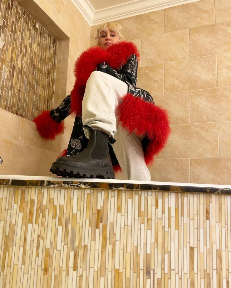 Miley Cyrus Miley Cyrus