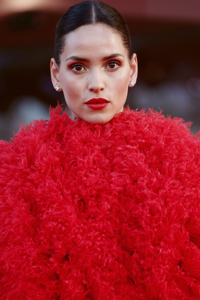 Adria Arjona Adria Arjona