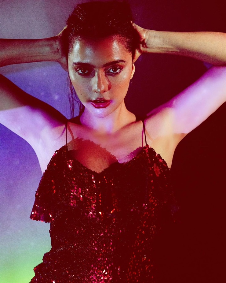 Ruhi Singh Ruhi Singh