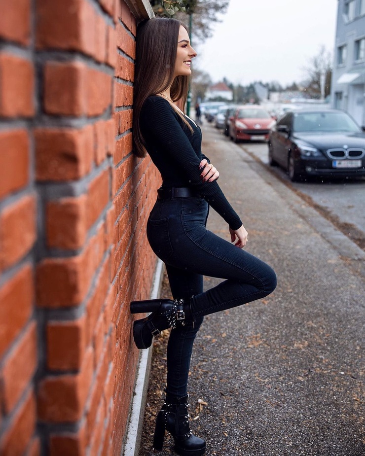 Julia Hofer