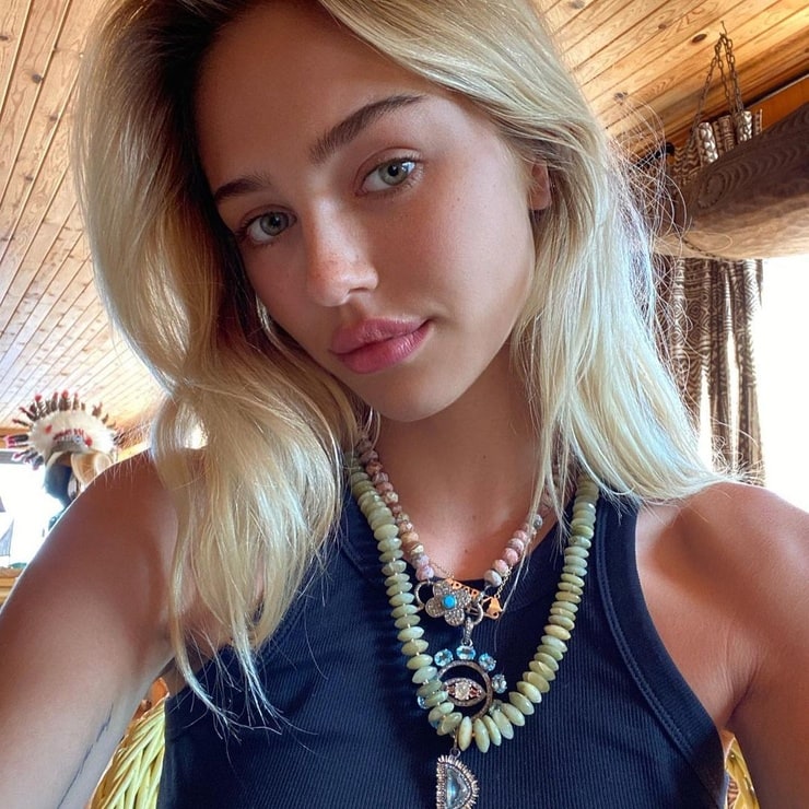 Delilah Belle Hamlin