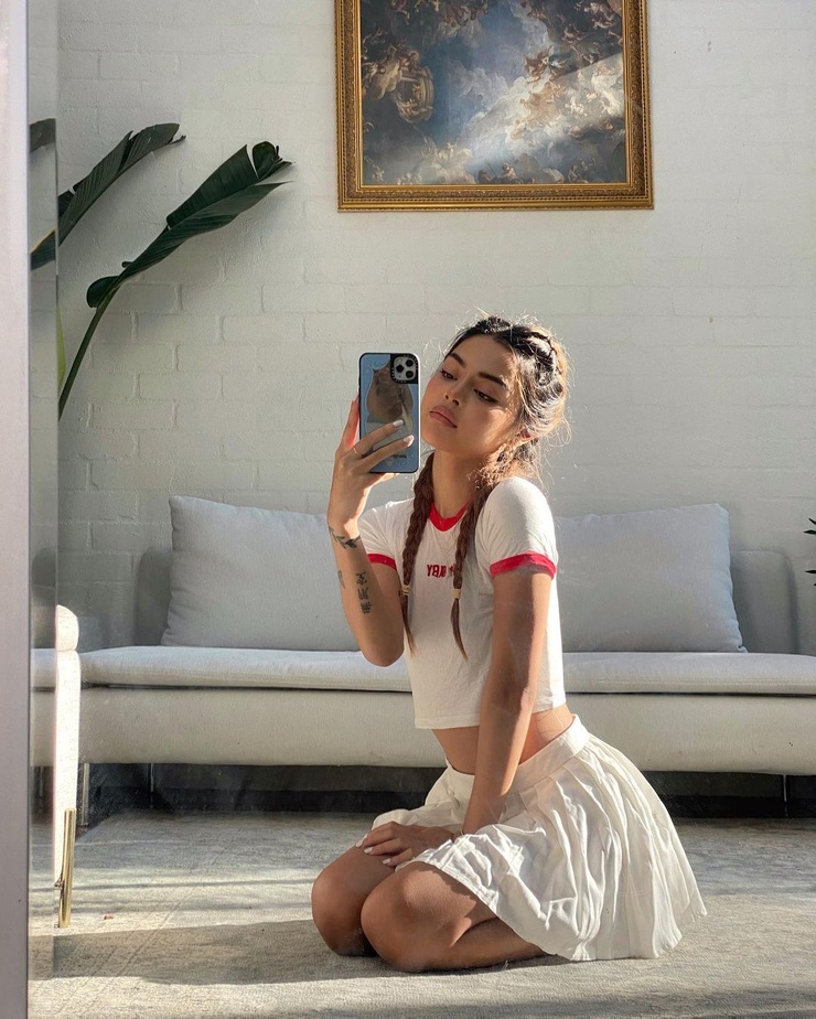 Lily Maymac