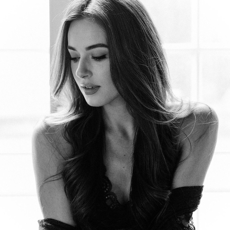 Izabela Ion Izabela Ion