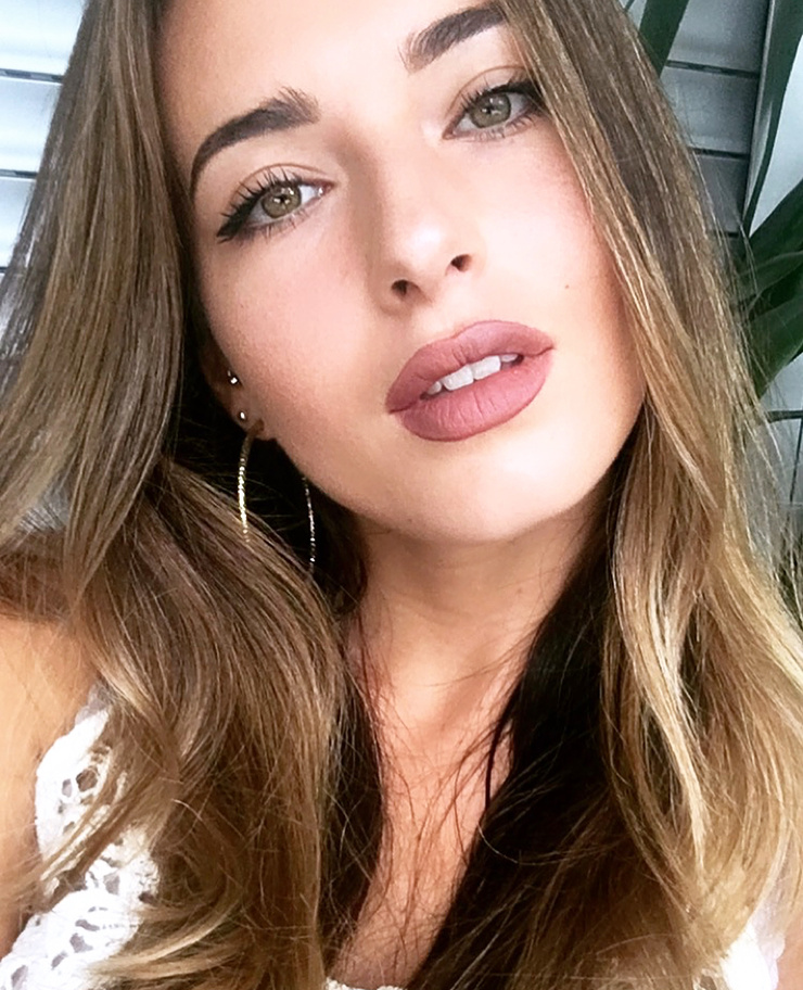Izabela Ion Izabela Ion