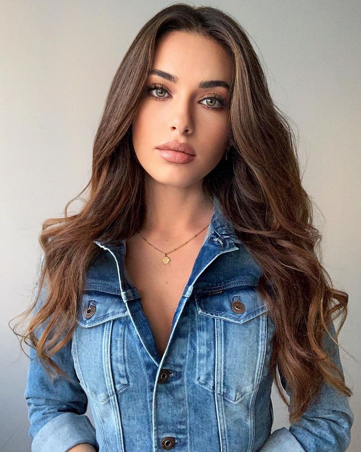 Izabela Ion Izabela Ion