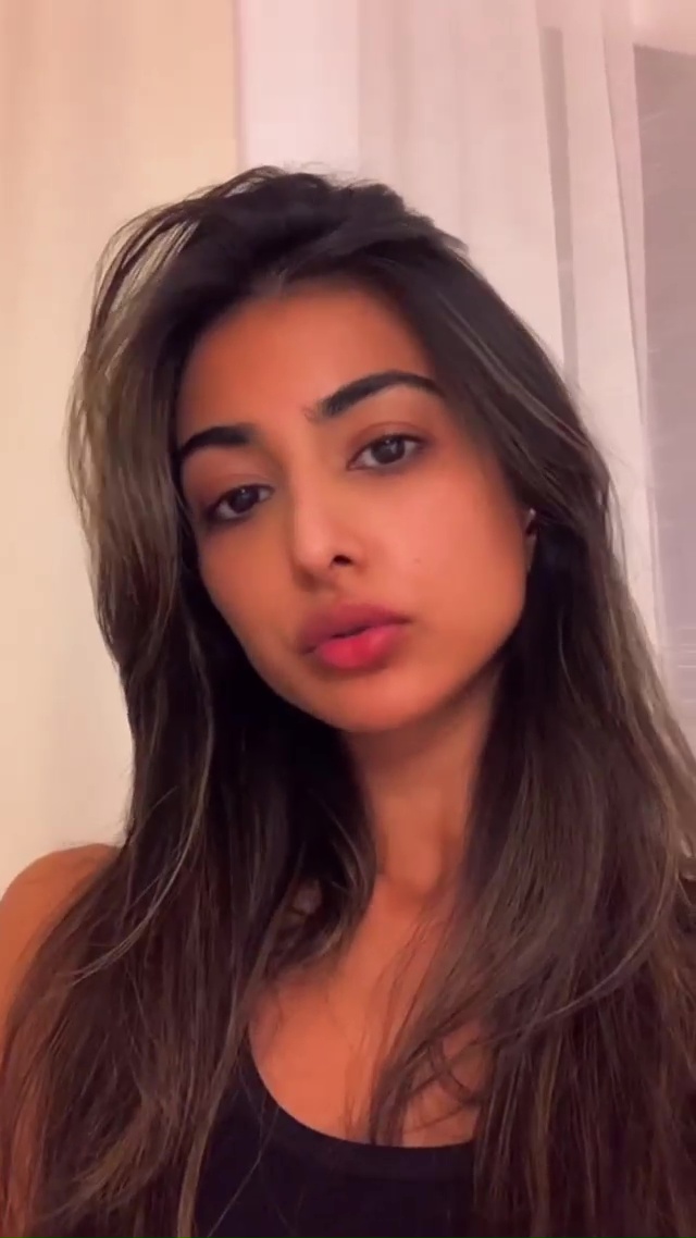 Iffat Marashi