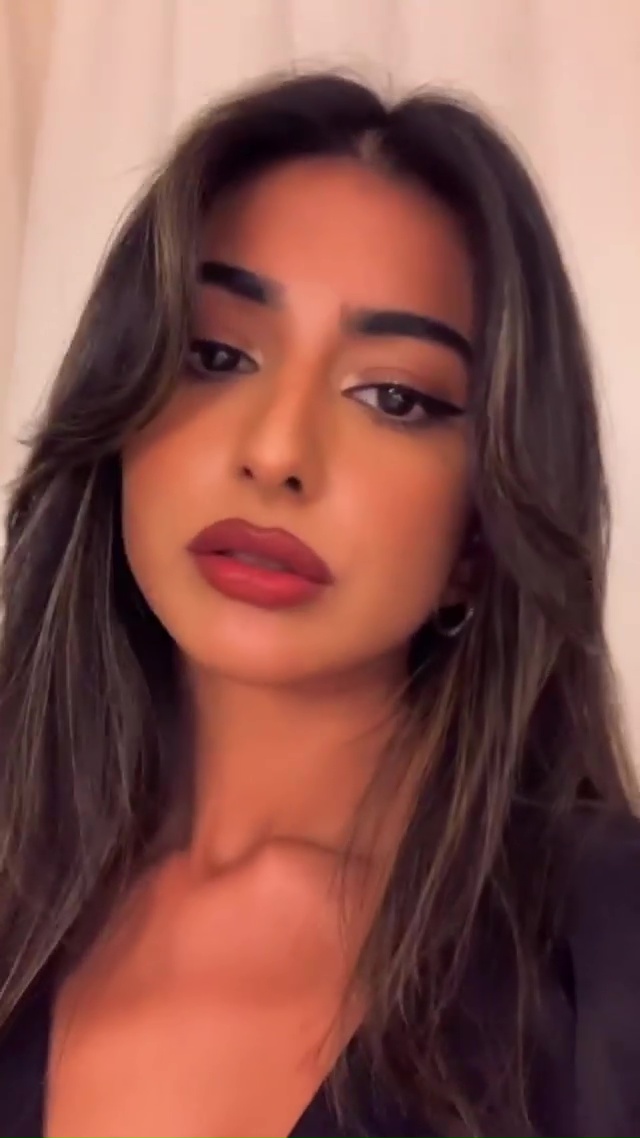 Iffat Marashi