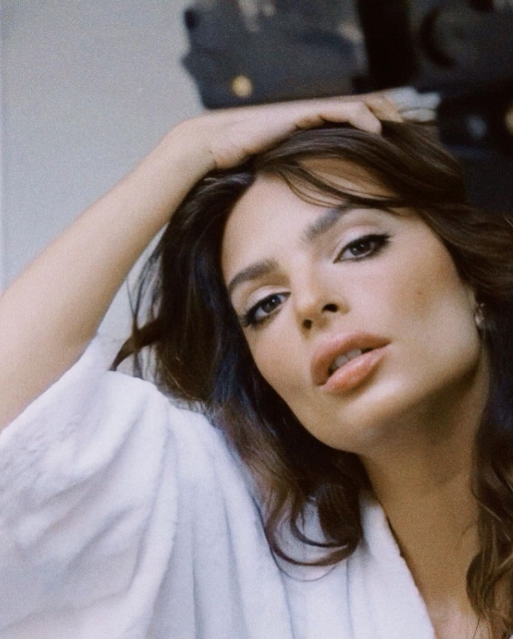Emily Ratajkowski Emily Ratajkowski