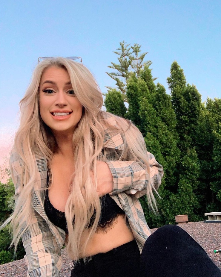 Picture of Ashly Schwan