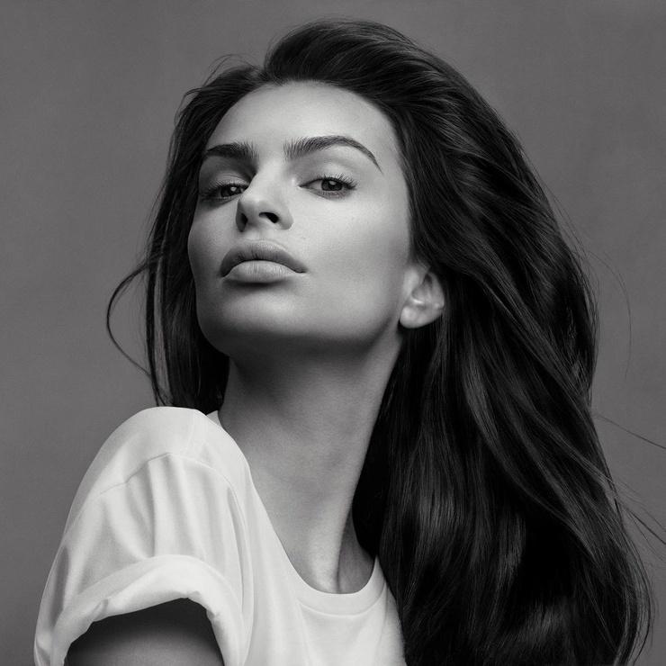 Emily Ratajkowski