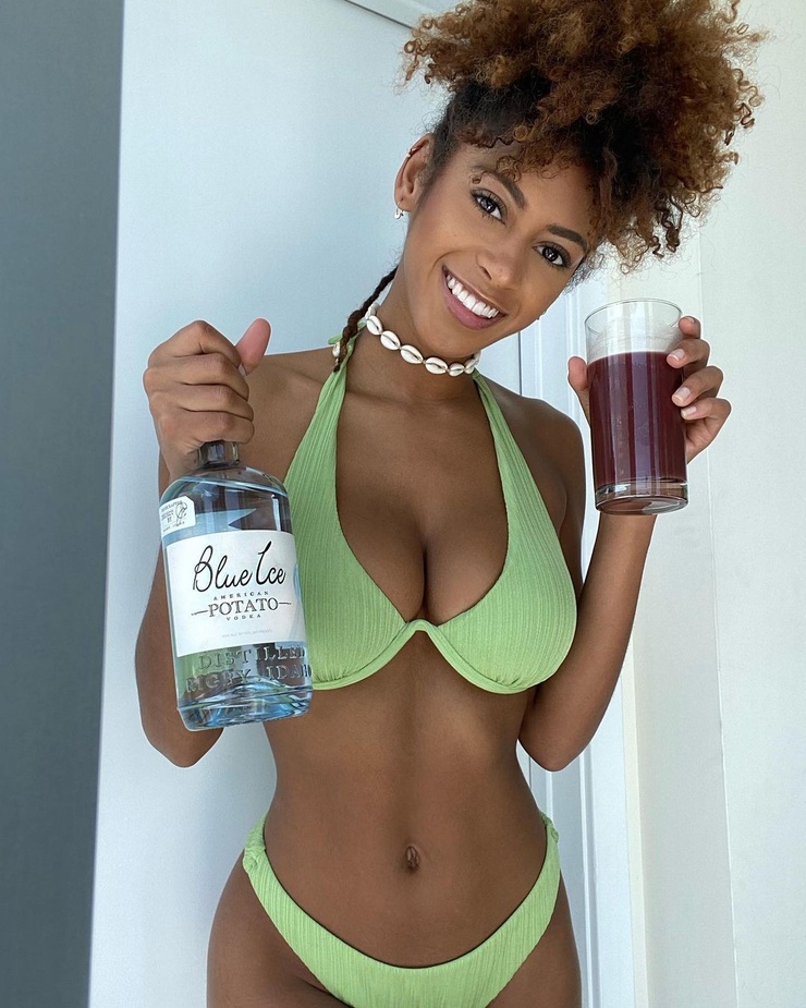 Briana Smith Briana Smith