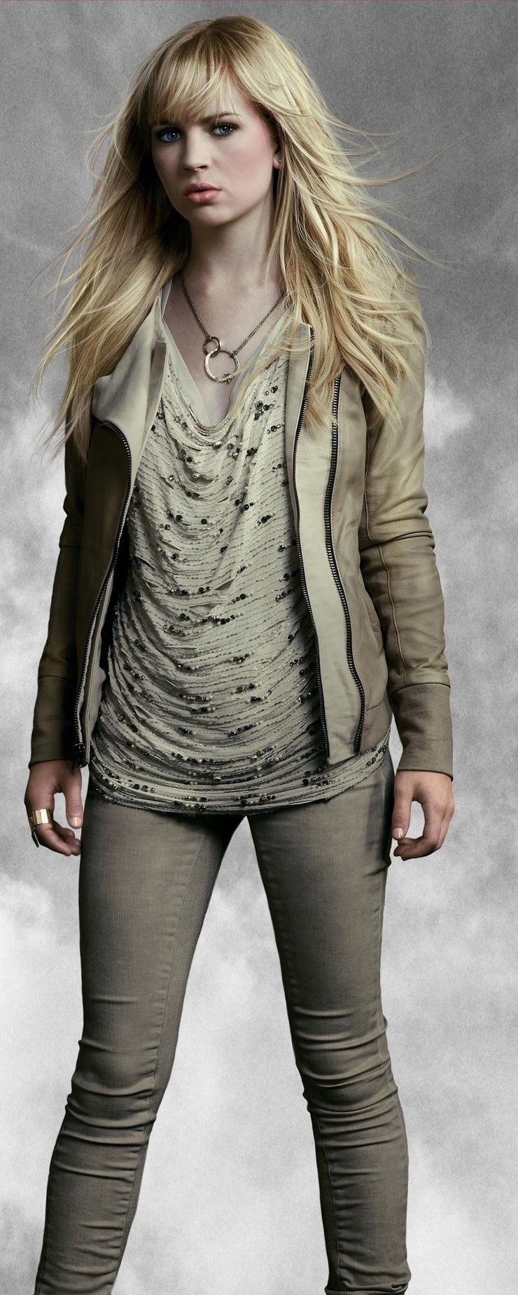 Brittany Robertson Brittany Robertson