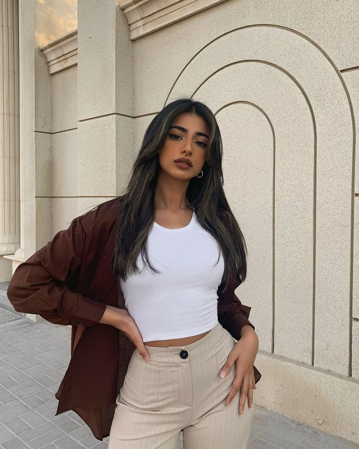 Iffat Marashi