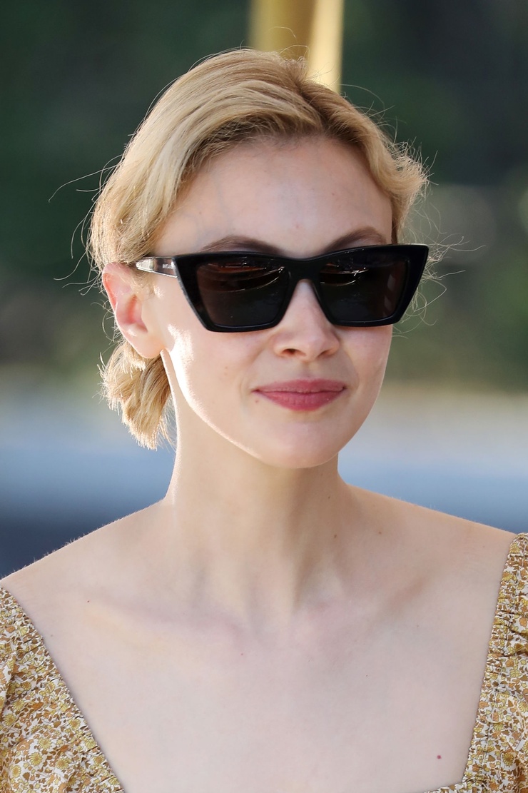 Sarah Gadon