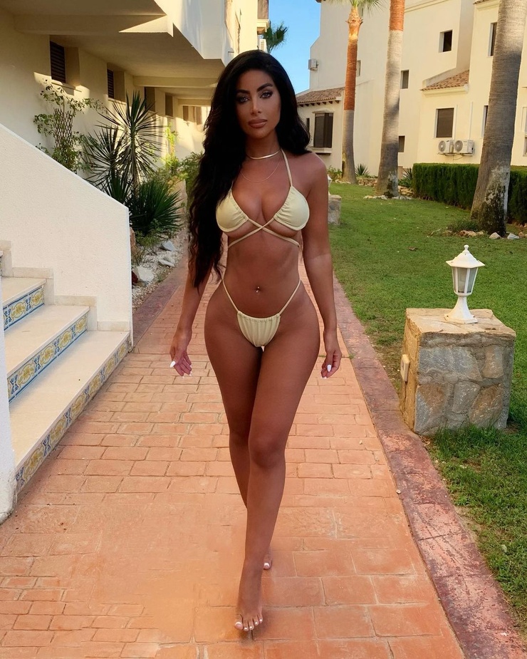 Natasha Naraghi Natasha Naraghi