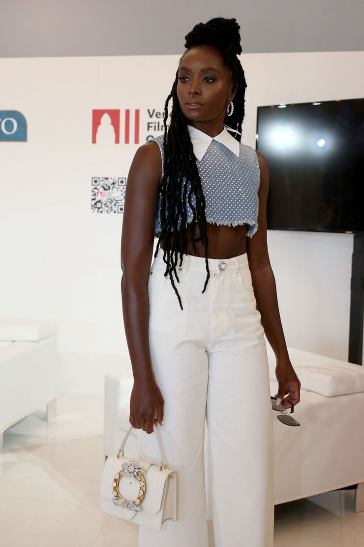 KiKi Layne