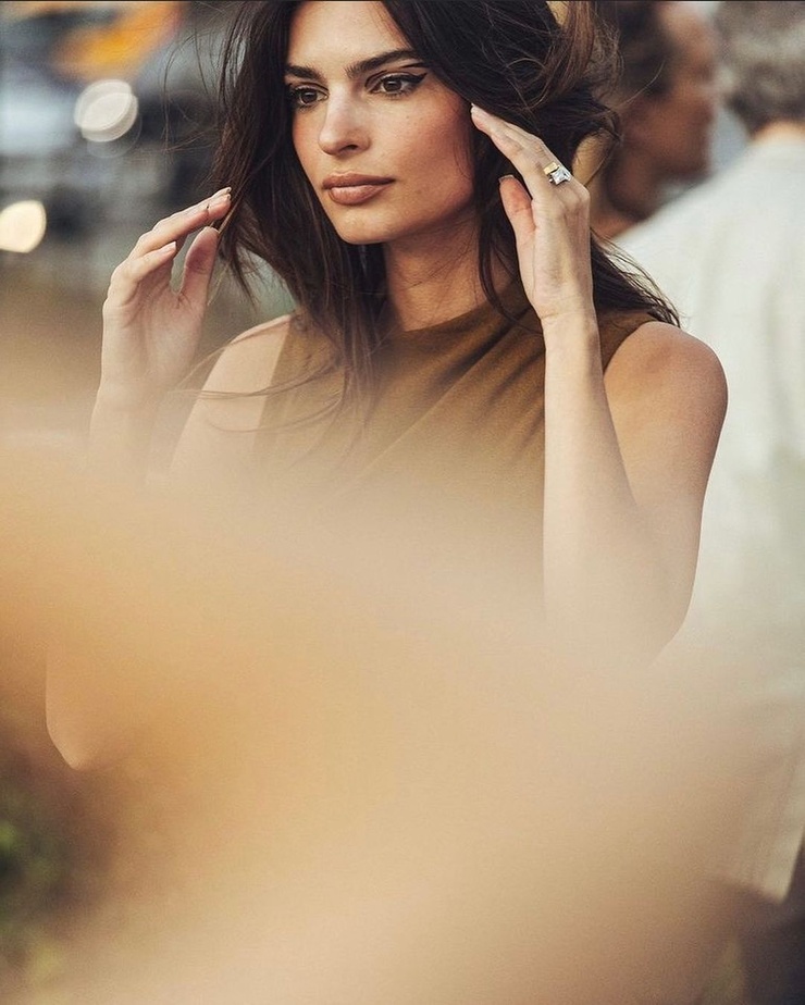 Emily Ratajkowski Emily Ratajkowski