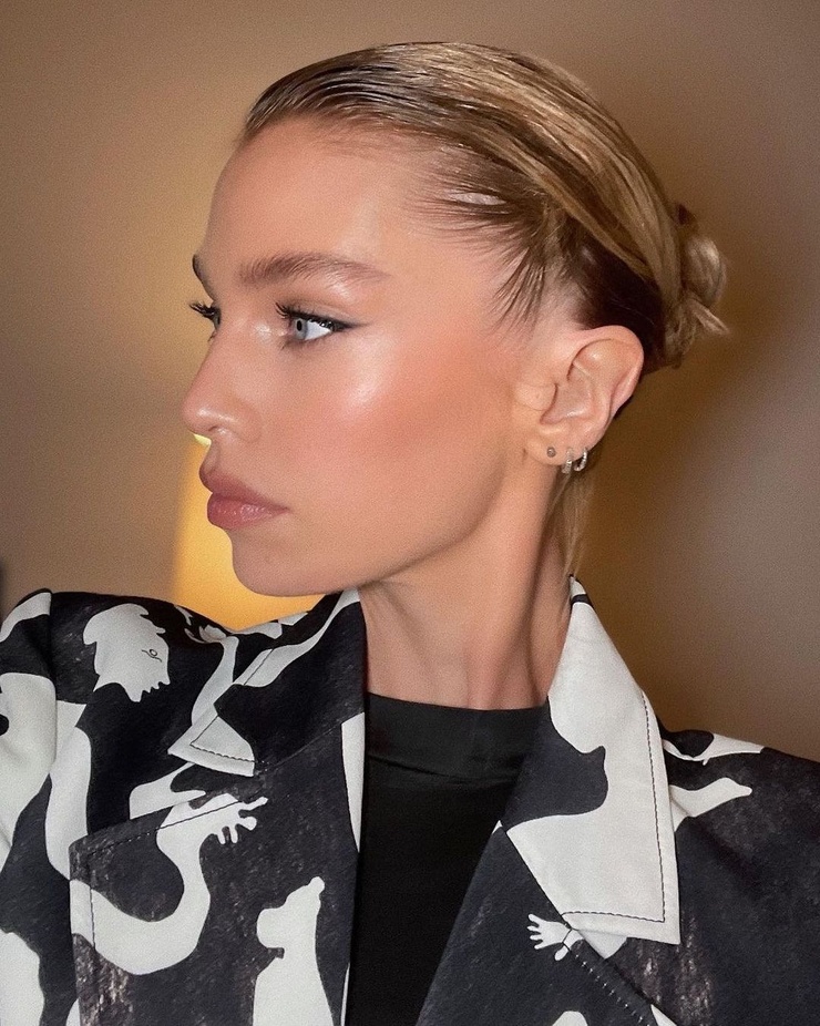 Stella Maxwell Stella Maxwell