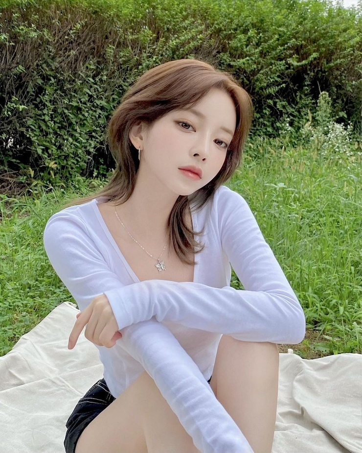 Kang Tae Ri