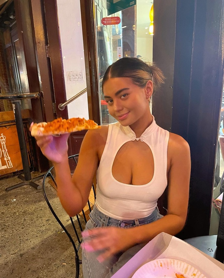 Sofia Jamora Sofia Jamora