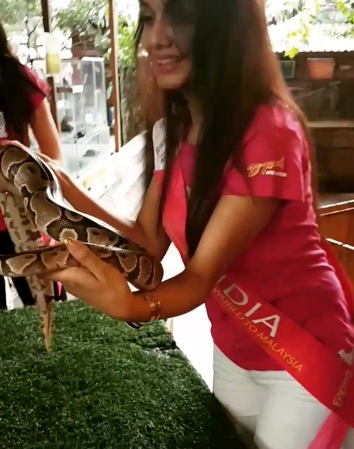 Divya Agarwal